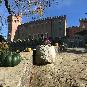  Alloggio per agriturismo Castello Di Valenzano Italia
